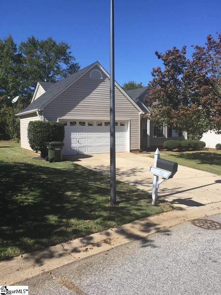 19 Woolridge Way Greer, SC 29650 - Photo 2 of 6 Gallery Image 2