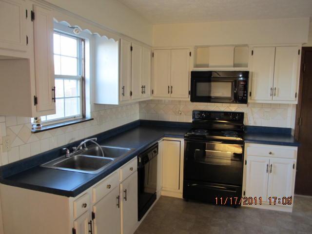 8311 Acton Road Indianapolis, IN 46259 - Photo 4 of 6 Gallery Image 4