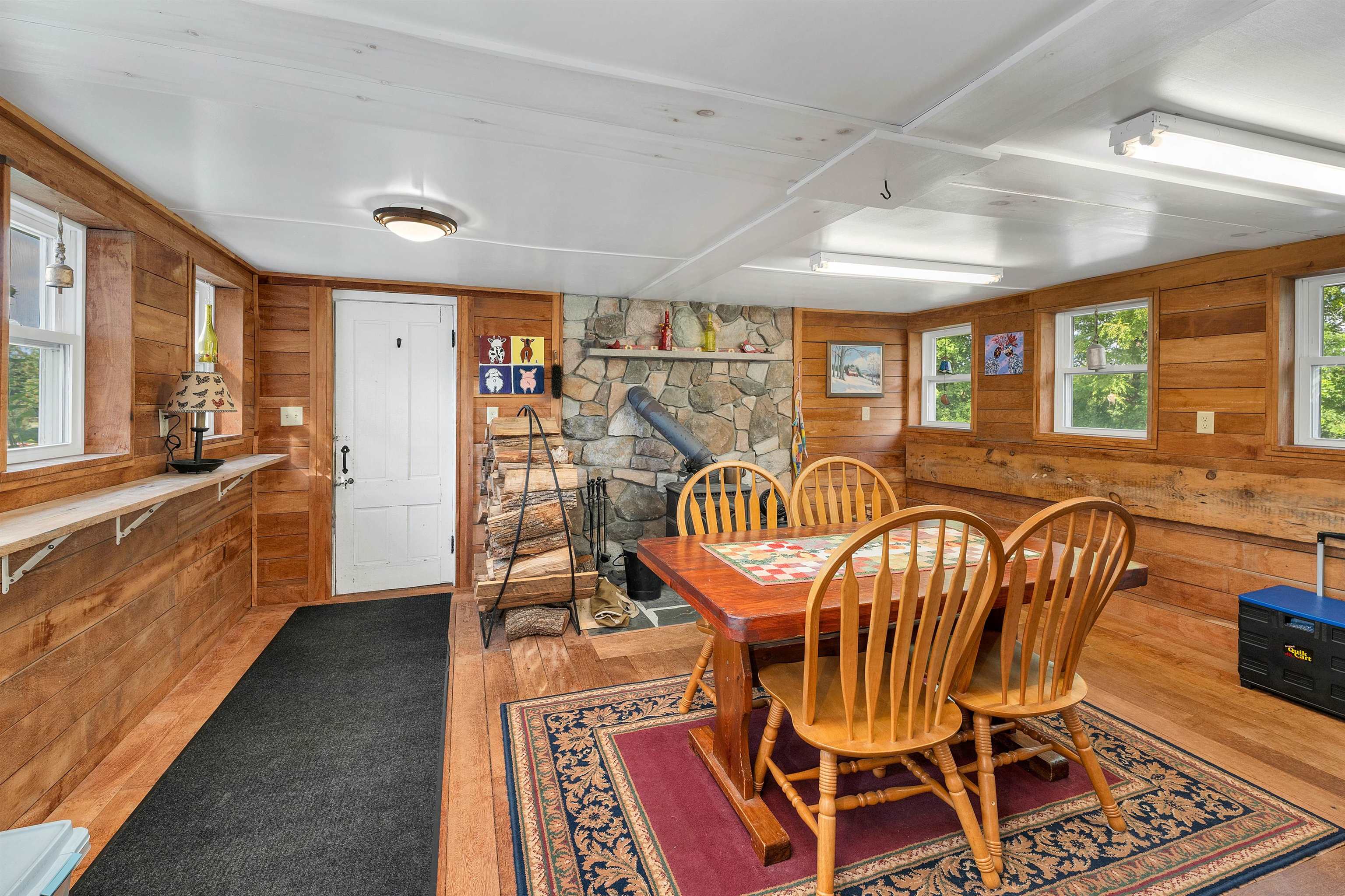 47 S Road Deerfield, NH 03037 - Photo 7 of 58 Gallery Image 7
