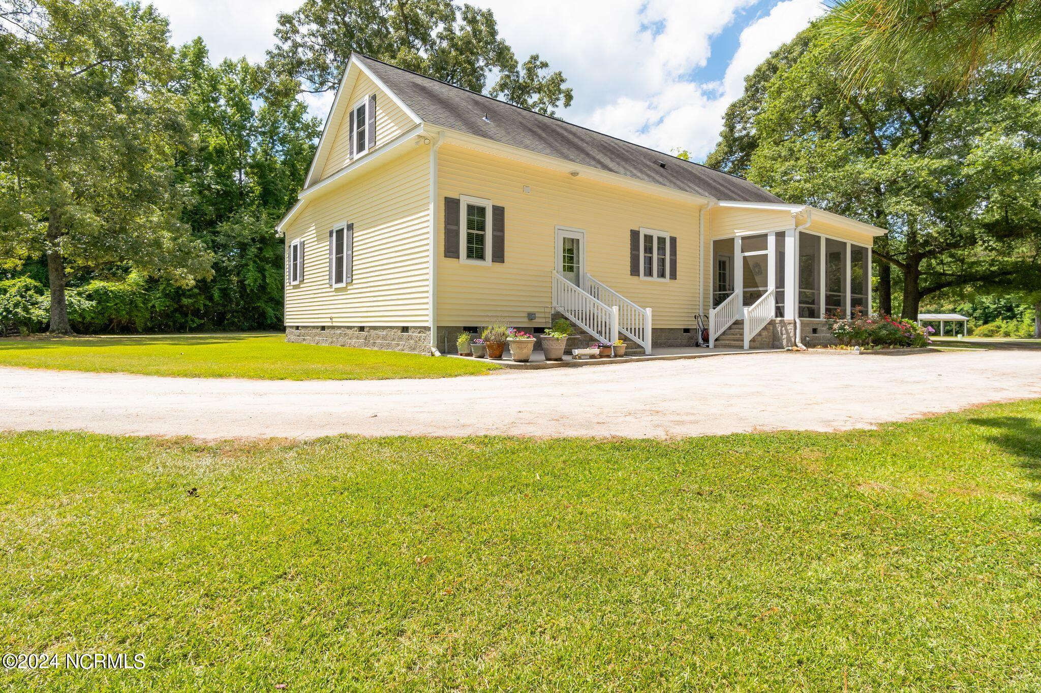 611 Loftin Farm Road Dover, NC 28526 - Photo 43 of 64 Back