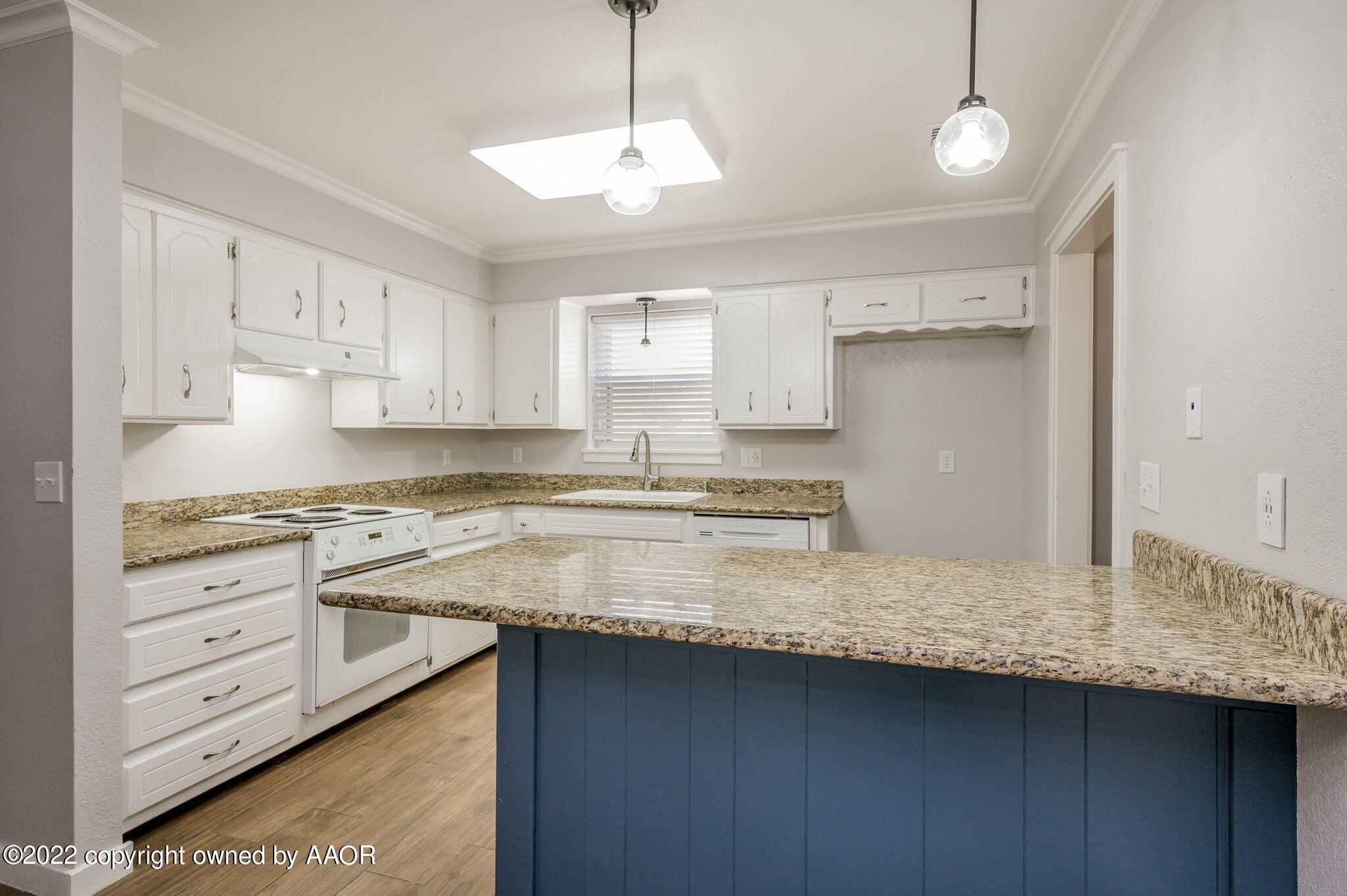 6526 Garwood Road Amarillo, TX 79109 - Photo 3 of 23 Kitchen