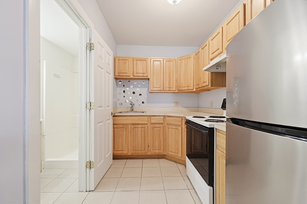 339 Chestnut Street Gardner, MA 01440 - Photo 6 of 40