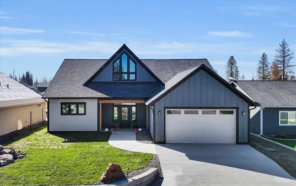$639,900 | 520 South Stanley Street, Medical Lake, WA 99022