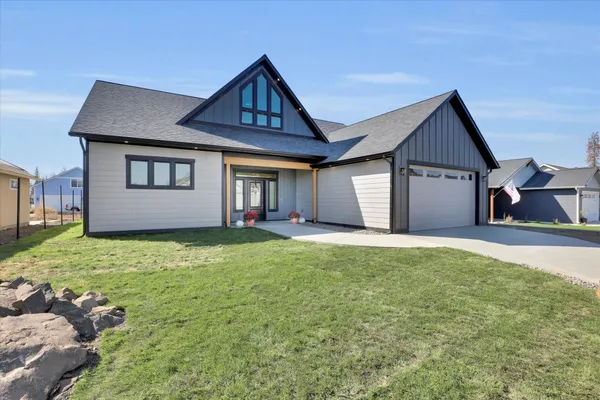$639,900 | 520 South Stanley Street, Medical Lake, WA 99022