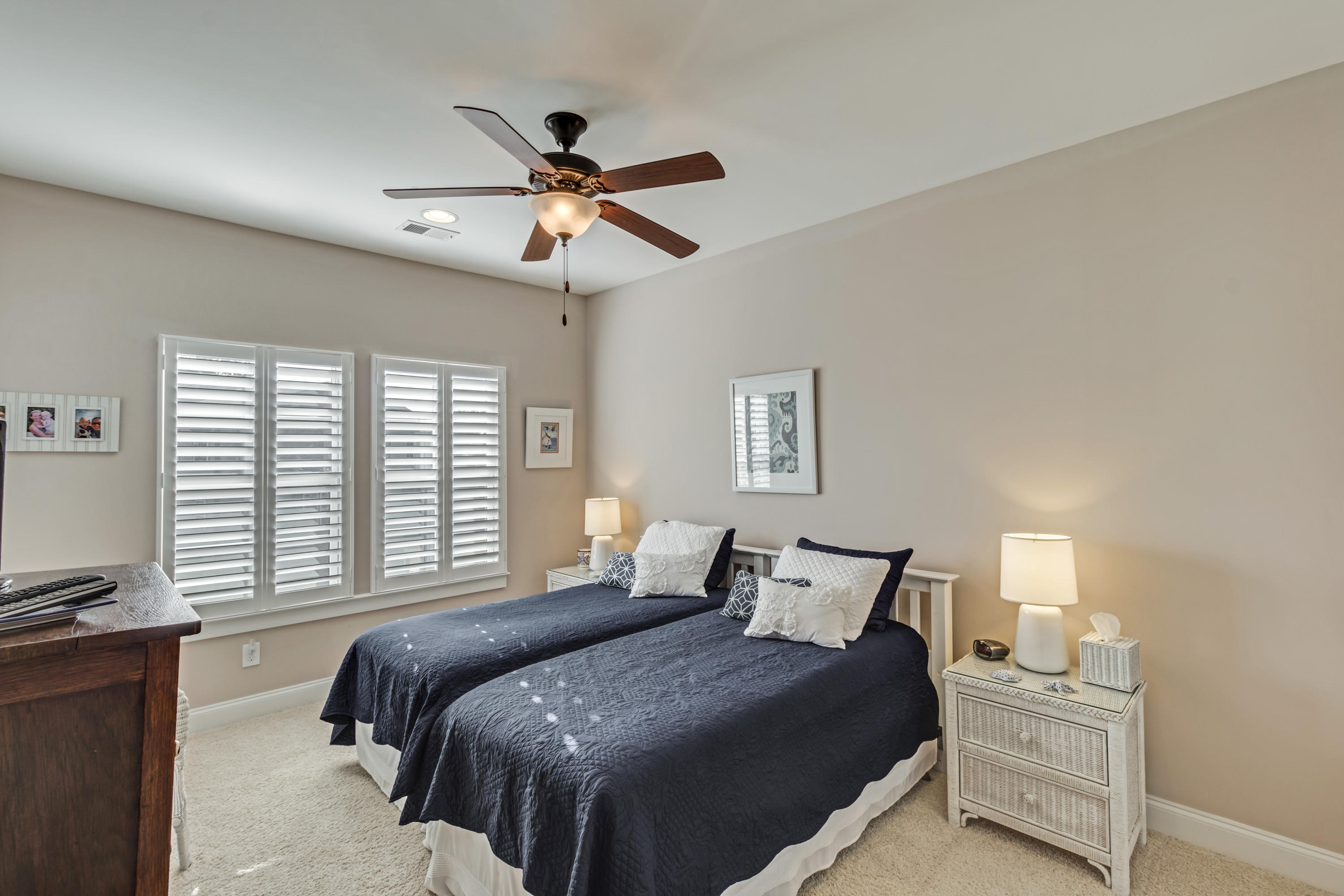 237 Slipper Shell Court Mount Pleasant, SC 29464 - Photo 7 of 27 11 (1)
