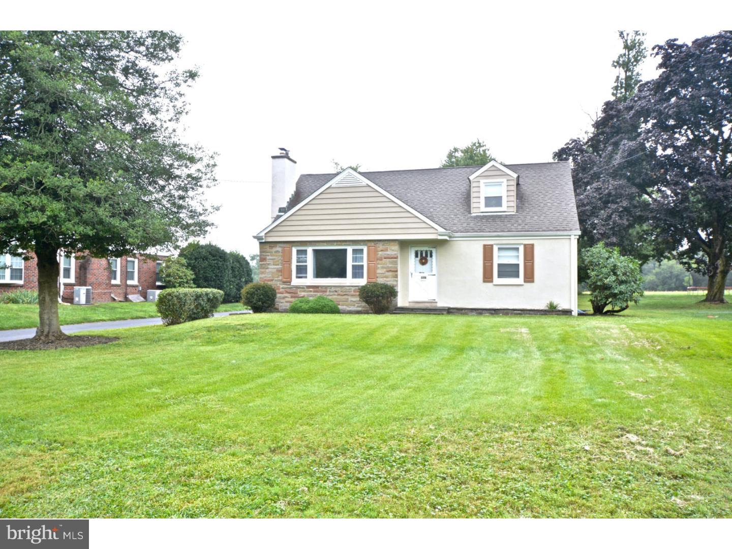 176 West Upper Ferry Road Ewing, NJ 08628 - Photo 1 of 25 Exterior Front