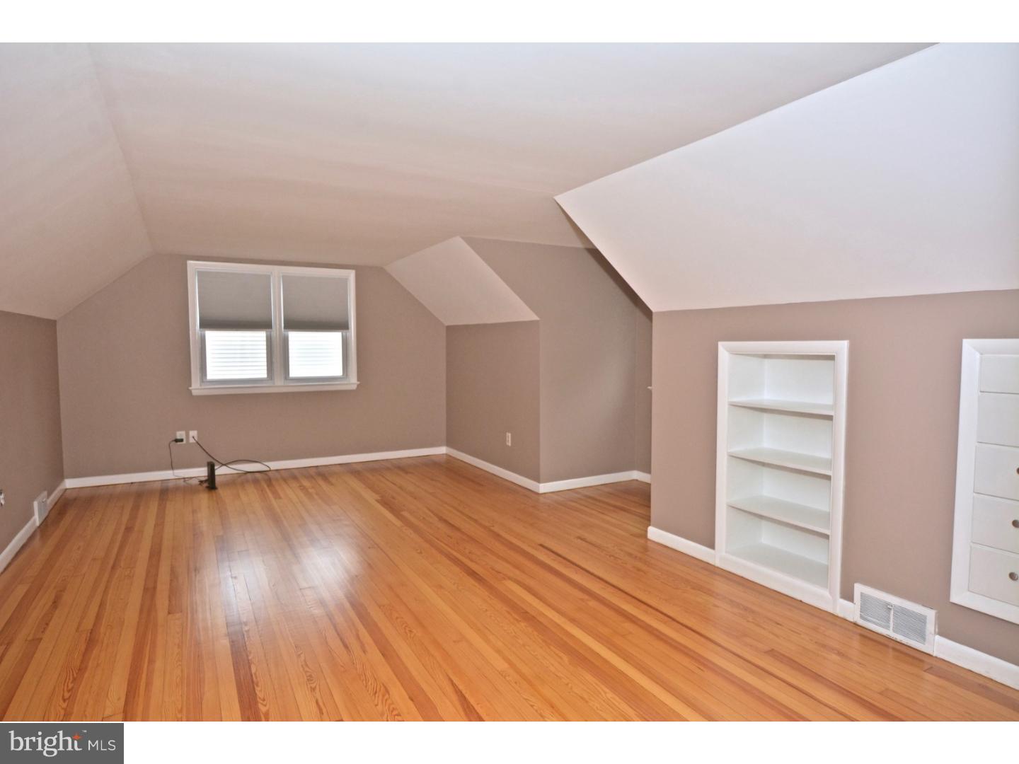 176 West Upper Ferry Road Ewing, NJ 08628 - Photo 22 of 25 Bedroom