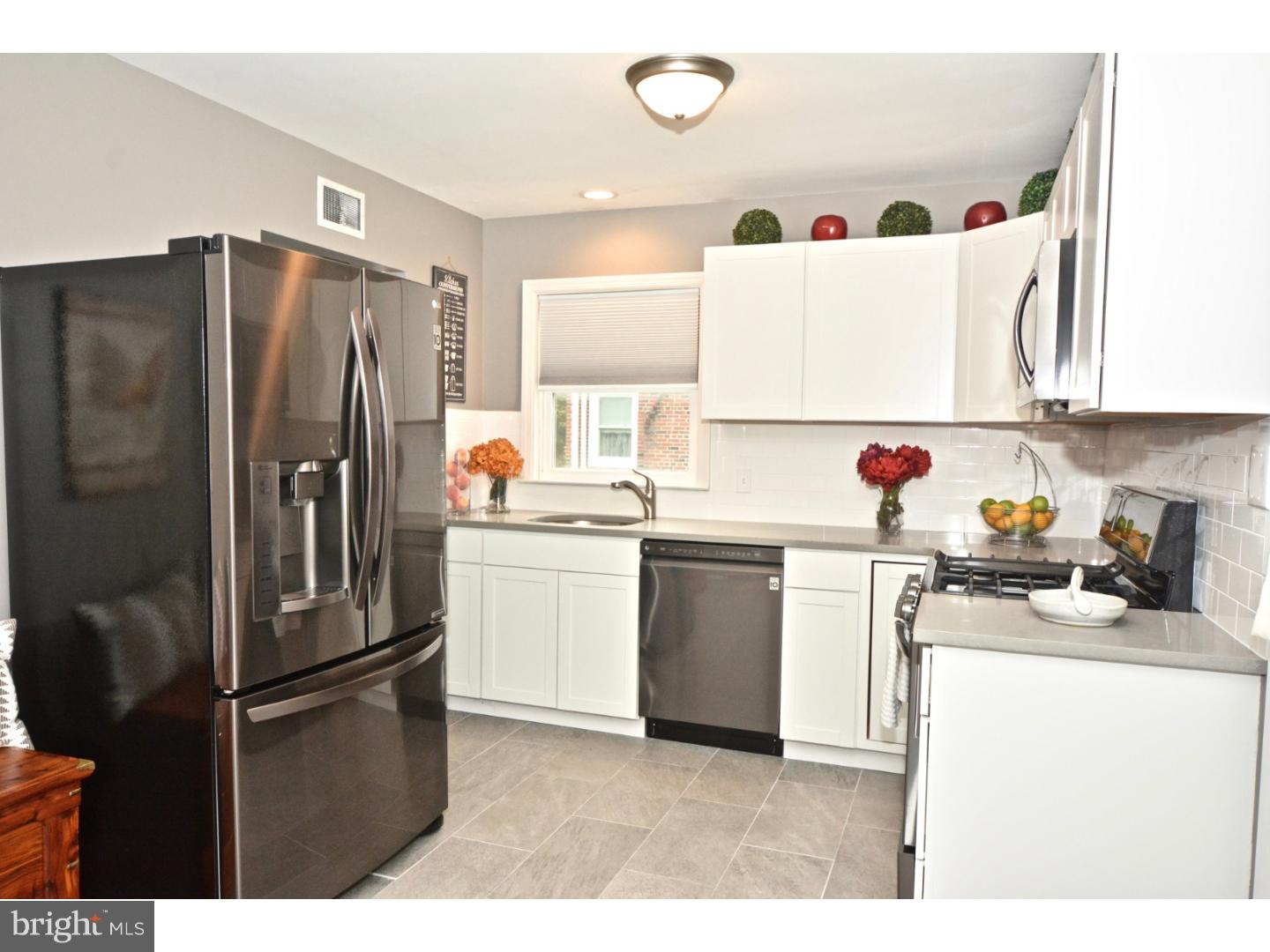 176 West Upper Ferry Road Ewing, NJ 08628 - Photo 8 of 25 Kitchen