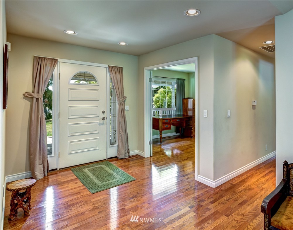 8279 Chilliwack Road Blaine, WA 98230 - Photo 9 of 25 Gallery Image 9