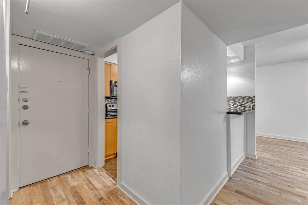 4837 Cedar Springs Road, Unit 215 Dallas, TX 75219 - Photo 5 of 21