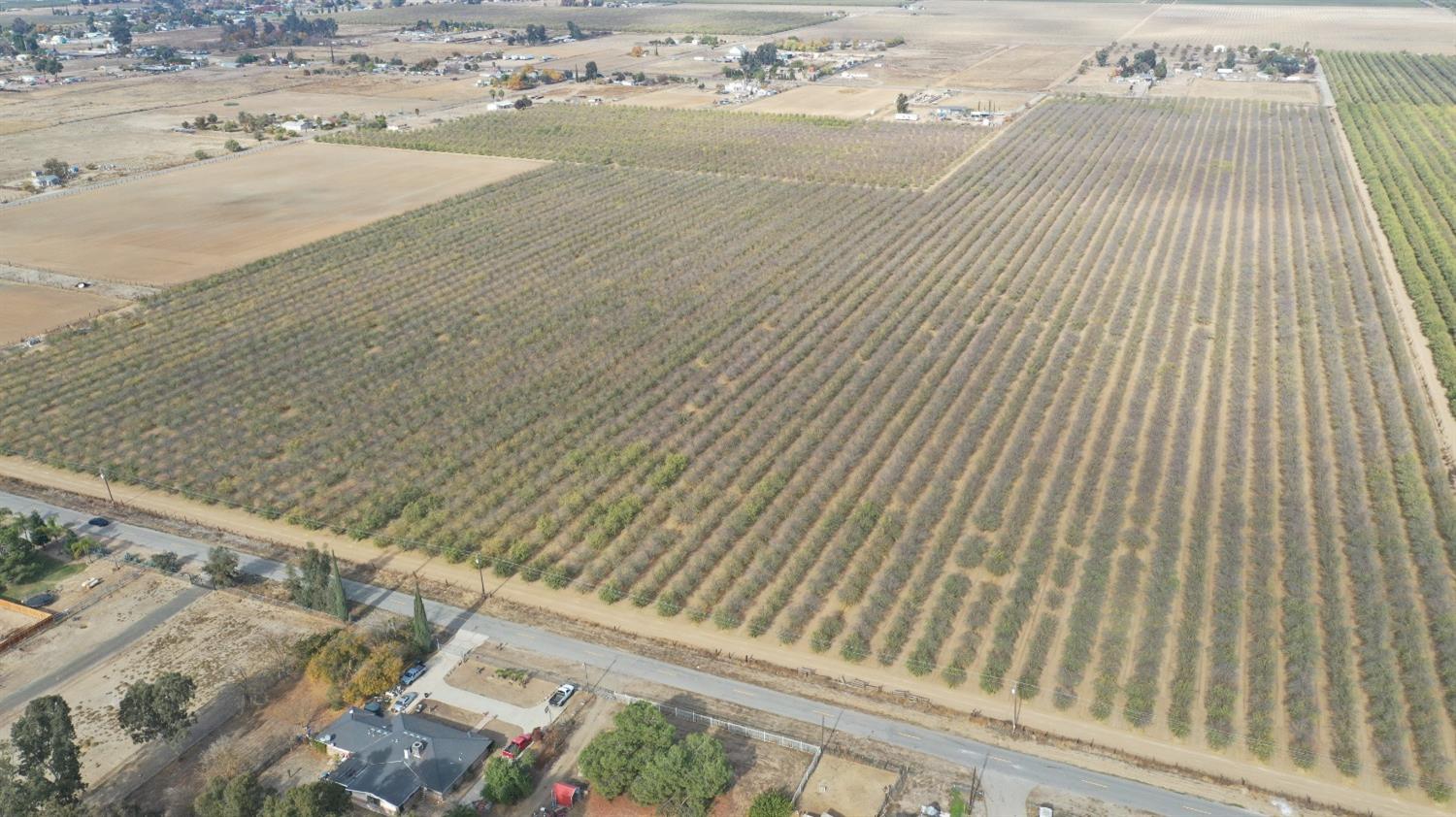 0 Ave 22 Chowchilla, CA 93610 - Photo 8 of 18 a view of beach and ocean