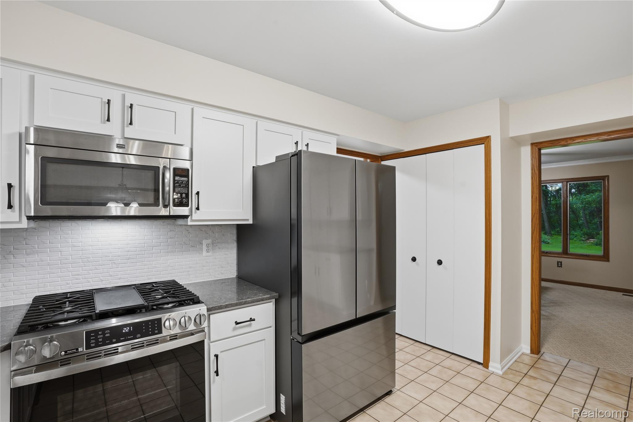 68345 Romeo Plank Road Ray, MI 48096 - Photo 20 of 52 Kitchen