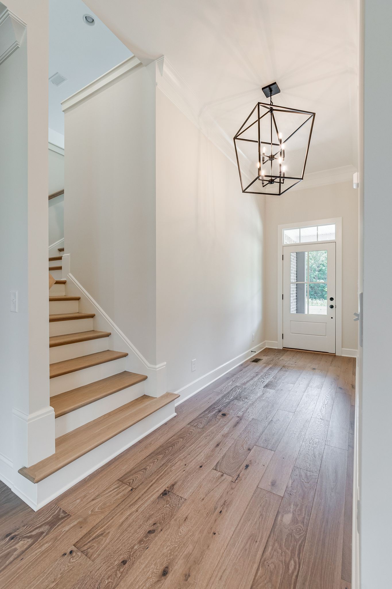 1563 Phillips Road Lebanon, TN 37087 - Photo 25 of 33 a view of entryway and hall with wooden floor