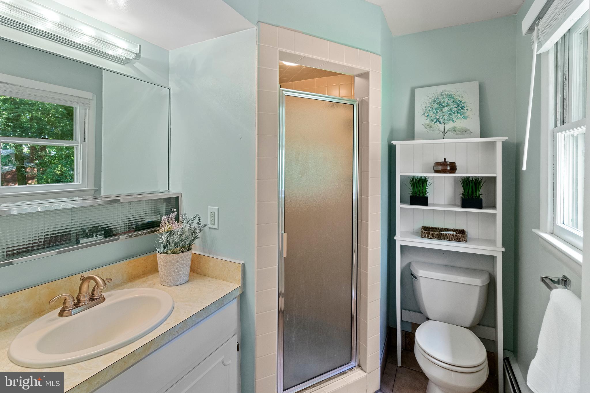 1126 Township Line Road Chalfont, PA 18914 - Photo 16 of 33 Owner's Bathroom