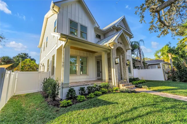 $2,295,000 | 300 28th Avenue North, St. Petersburg, FL 33704