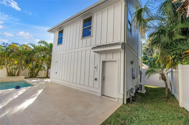 $2,295,000 | 300 28th Avenue North, St. Petersburg, FL 33704