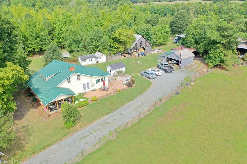 6972 Bowman Dairy Road Liberty, NC 27298 - Photo 34 of 38