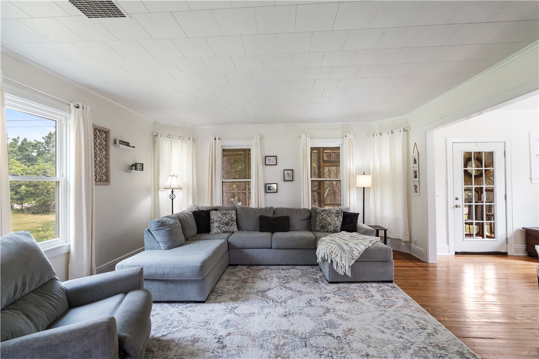 4830 River Road Leicester, NY 14481 - Photo 9 of 48 Gallery Image 9