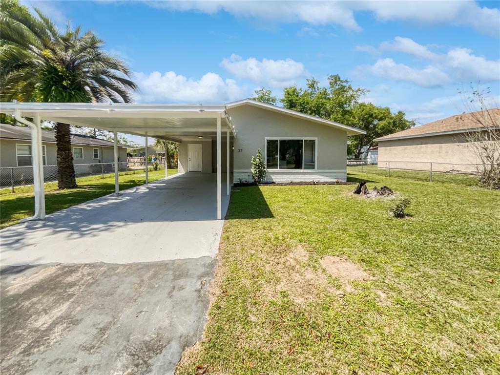 37 Spring Loop Circle Ocala, FL 34472 - Photo 1 of 1