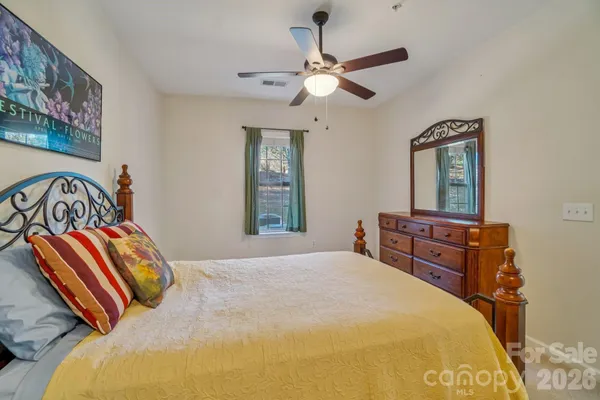 $242,500 | 316 Appeldoorn Circle, Asheville, NC 28803