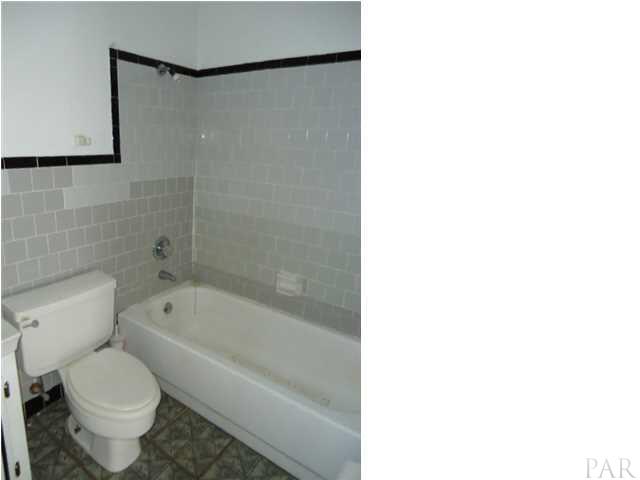 212 North New Warrington Road Pensacola, FL 32506 - Photo 7 of 7