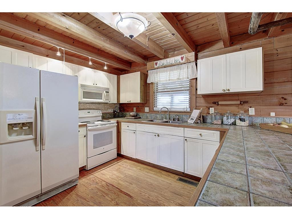 218 Brobeck Road Limestone, TN 37681 - Photo 10 of 36 Photo 10