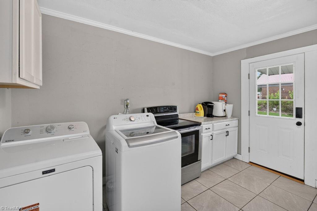 117 McBride Road Mount Airy, NC 27030 - Photo 10 of 32