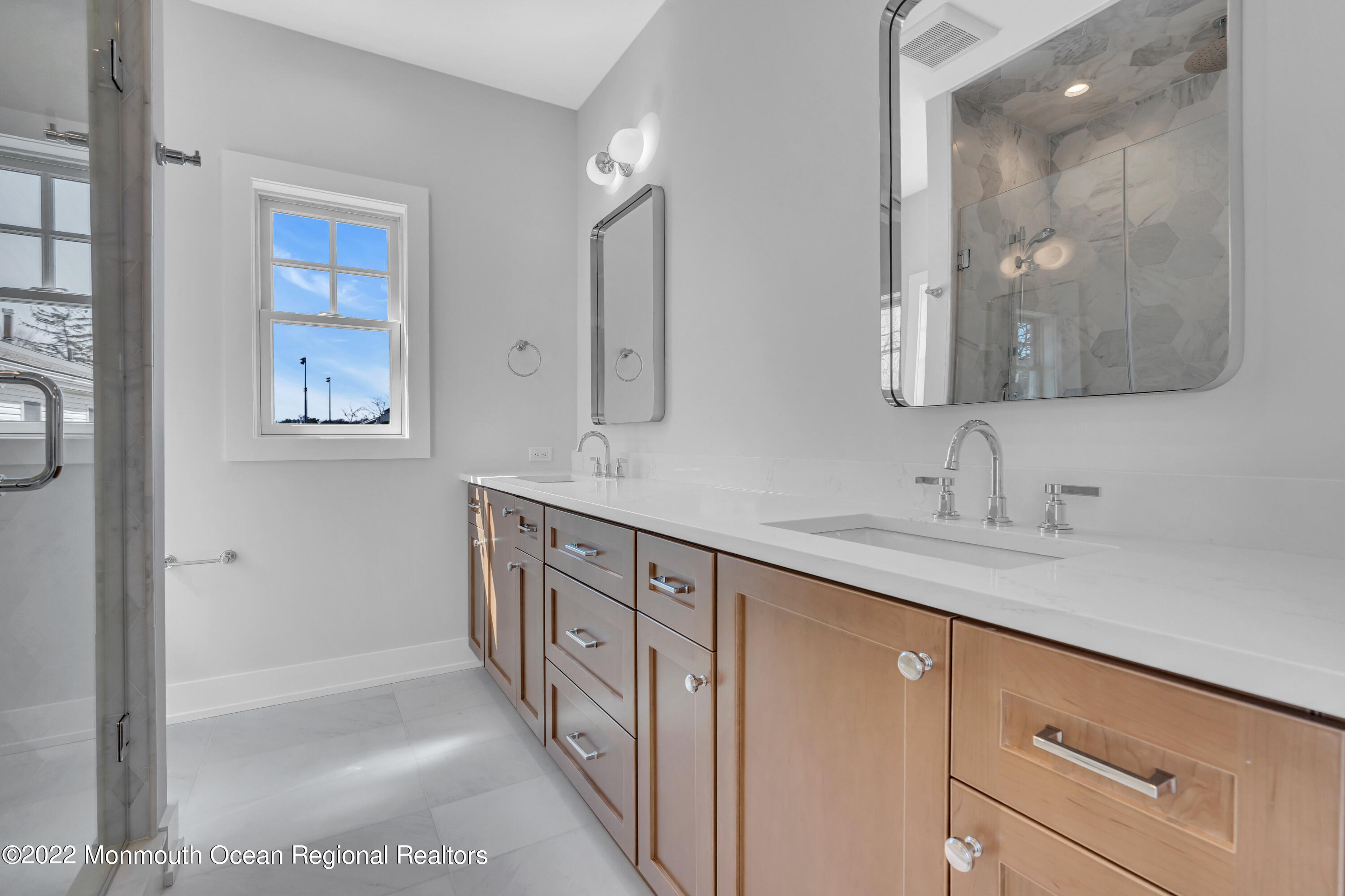 65 Black Point Road Rumson, NJ 07760 - Photo 19 of 35 058_dsc00418