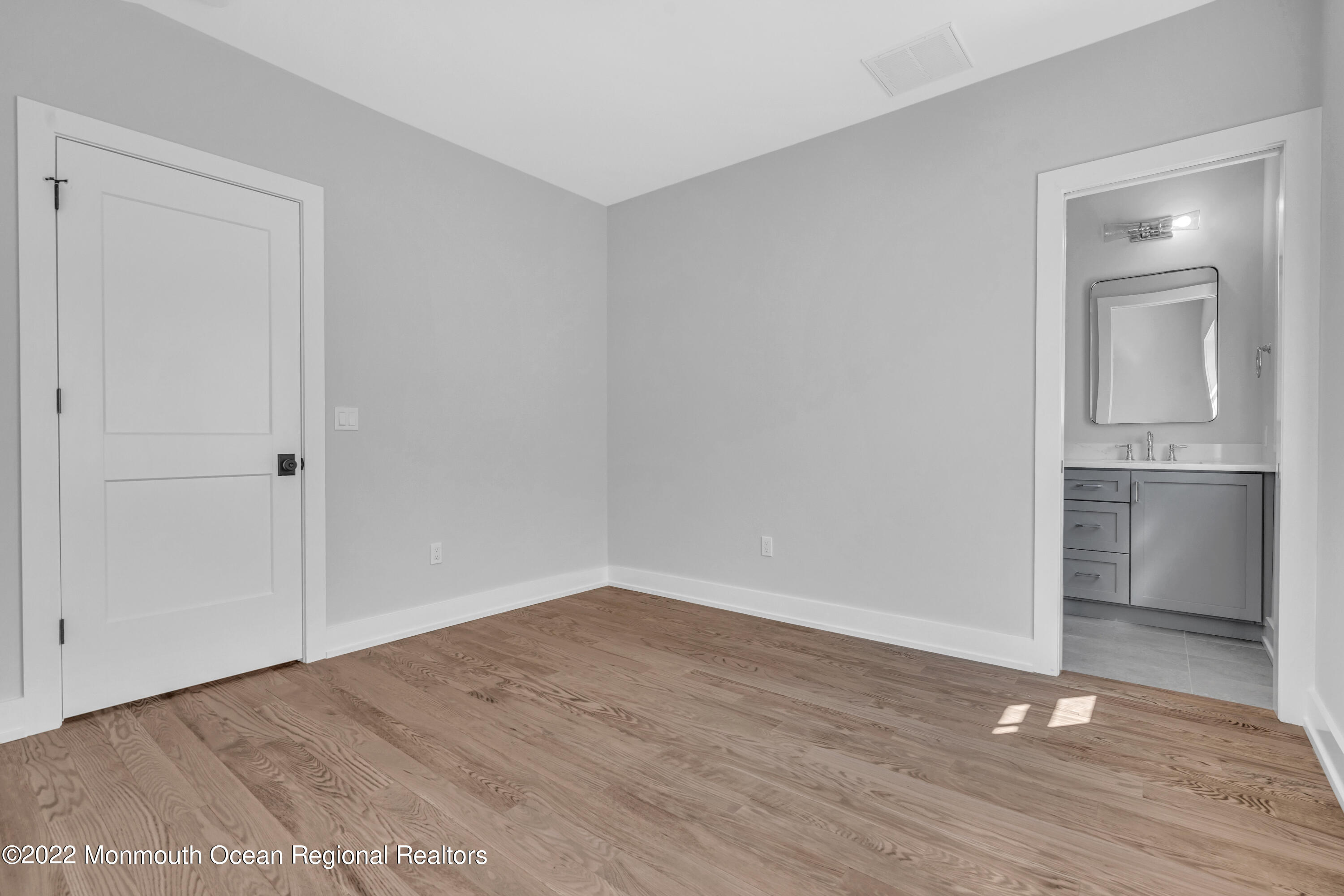 65 Black Point Road Rumson, NJ 07760 - Photo 21 of 35 050_dsc00378