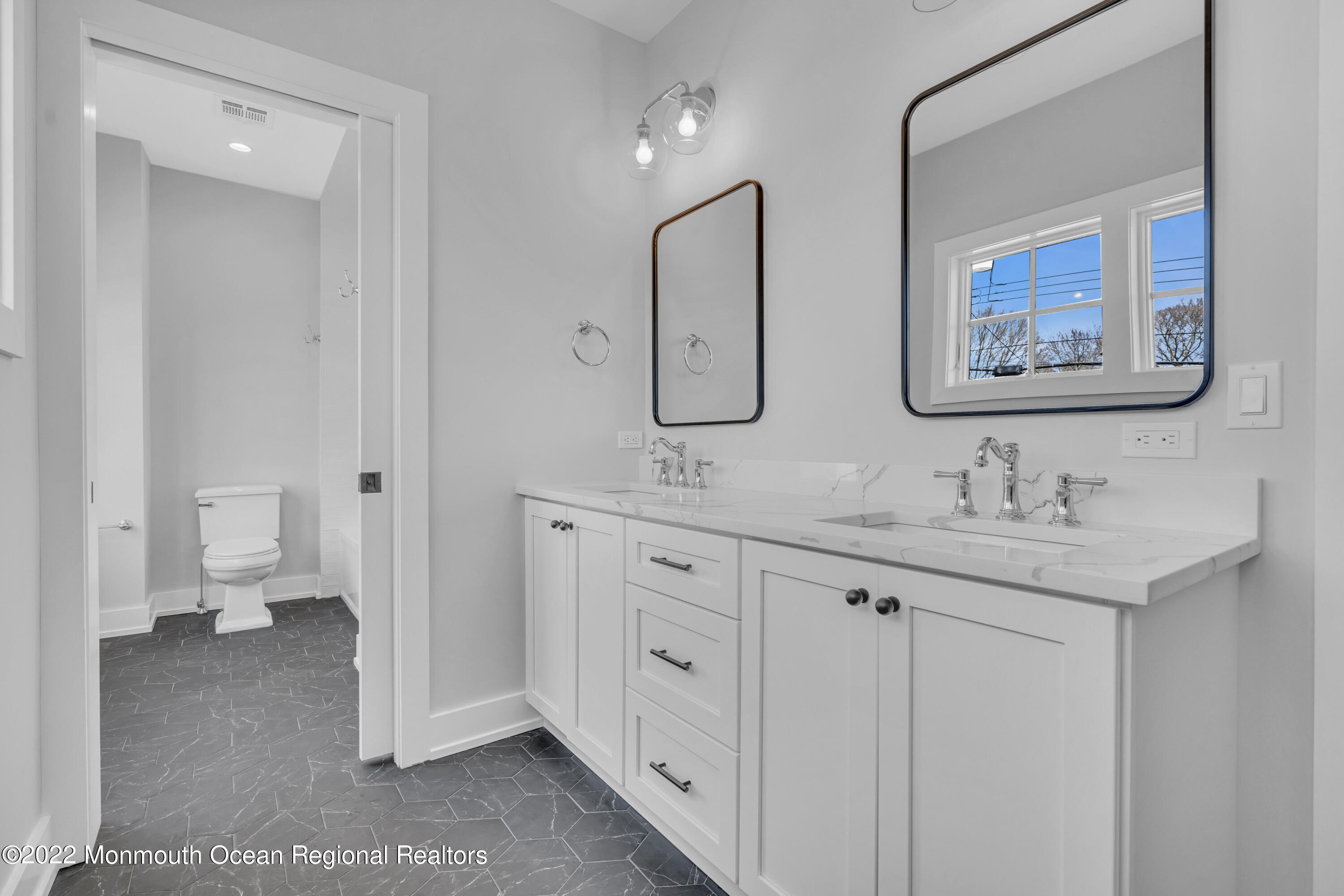 65 Black Point Road Rumson, NJ 07760 - Photo 25 of 35 065_dsc00453