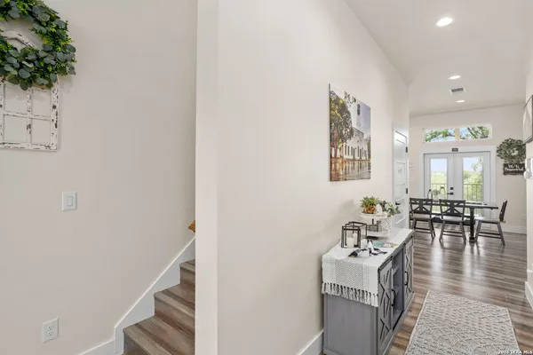 $884,999 | 1121 Gruene Road, Unit A, New Braunfels, TX 78130