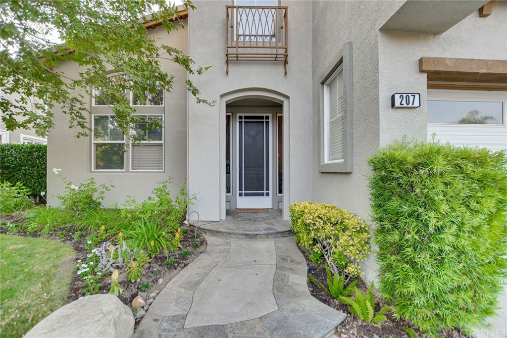 207 Knoll Ridge Road Simi Valley, CA 93065 - Photo 1 of 1