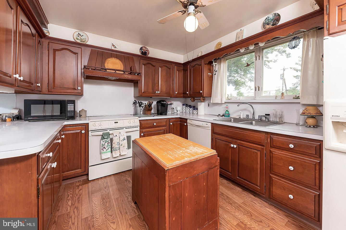 577 Lincoln Road Pilesgrove, NJ 08098 - Photo 14 of 16