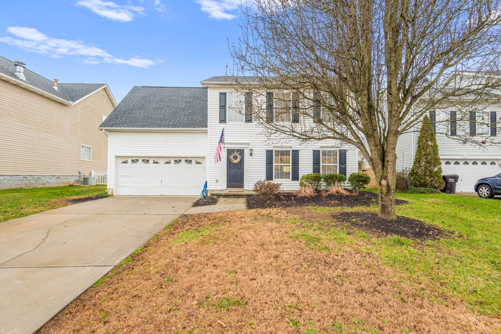 829 Station View Road Knoxville, TN 37919 - Photo 2 of 26 a view of a house with a yard