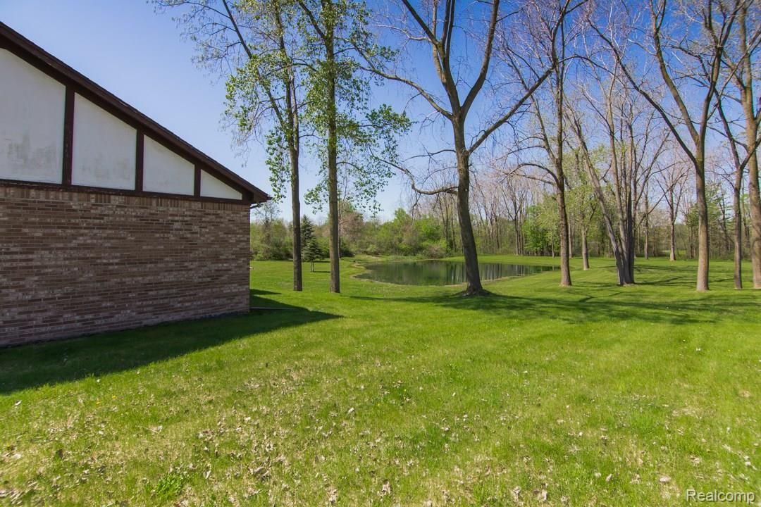 73555 Memphis Ridge Road Richmond, MI 48062 - Photo 12 of 75 IMG_3770.jpg