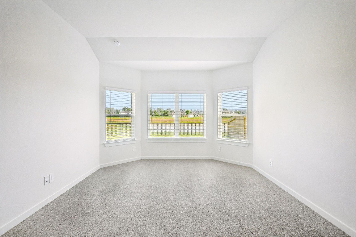 1609 Hopson Ranch Drive Conroe, TX 77301 - Photo 19 of 48 Photo is not of the actual home, but is an inspirational photo of builder’s model home and may depict options, furnishings, and/or decorator features that are not included