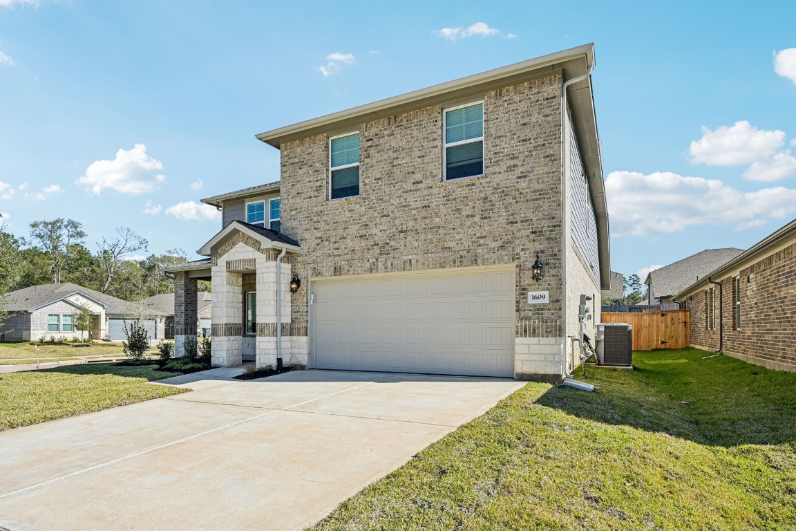 1609 Hopson Ranch Drive Conroe, TX 77301 - Photo 2 of 48