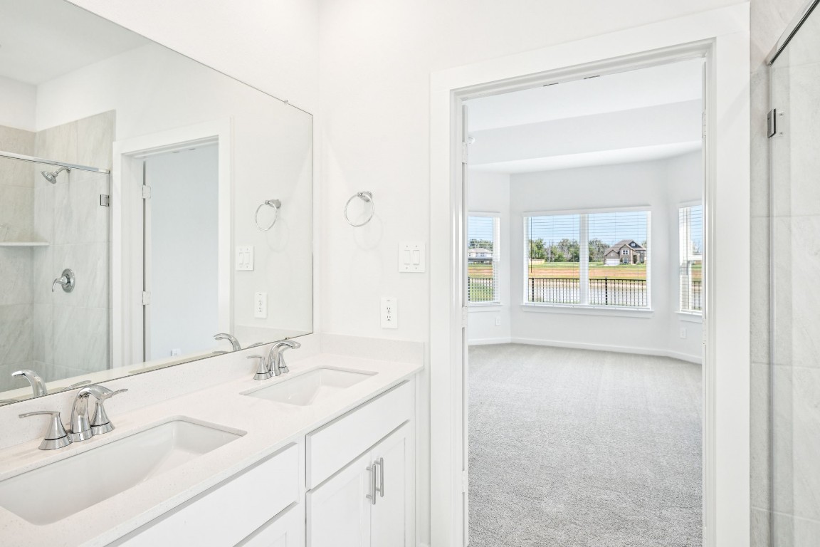 1609 Hopson Ranch Drive Conroe, TX 77301 - Photo 22 of 48 Photo is not of the actual home, but is an inspirational photo of builder’s model home and may depict options, furnishings, and/or decorator features that are not included