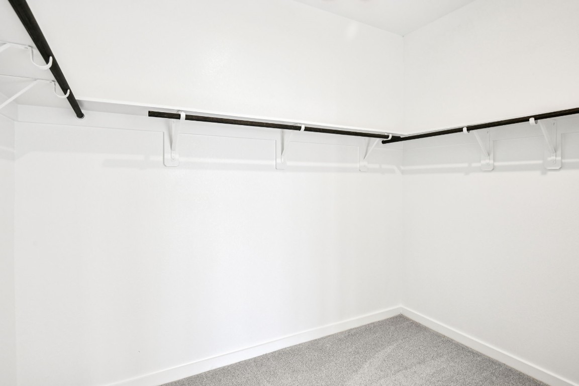 1609 Hopson Ranch Drive Conroe, TX 77301 - Photo 24 of 48 Photo is not of the actual home, but is an inspirational photo of builder’s model home and may depict options, furnishings, and/or decorator features that are not included