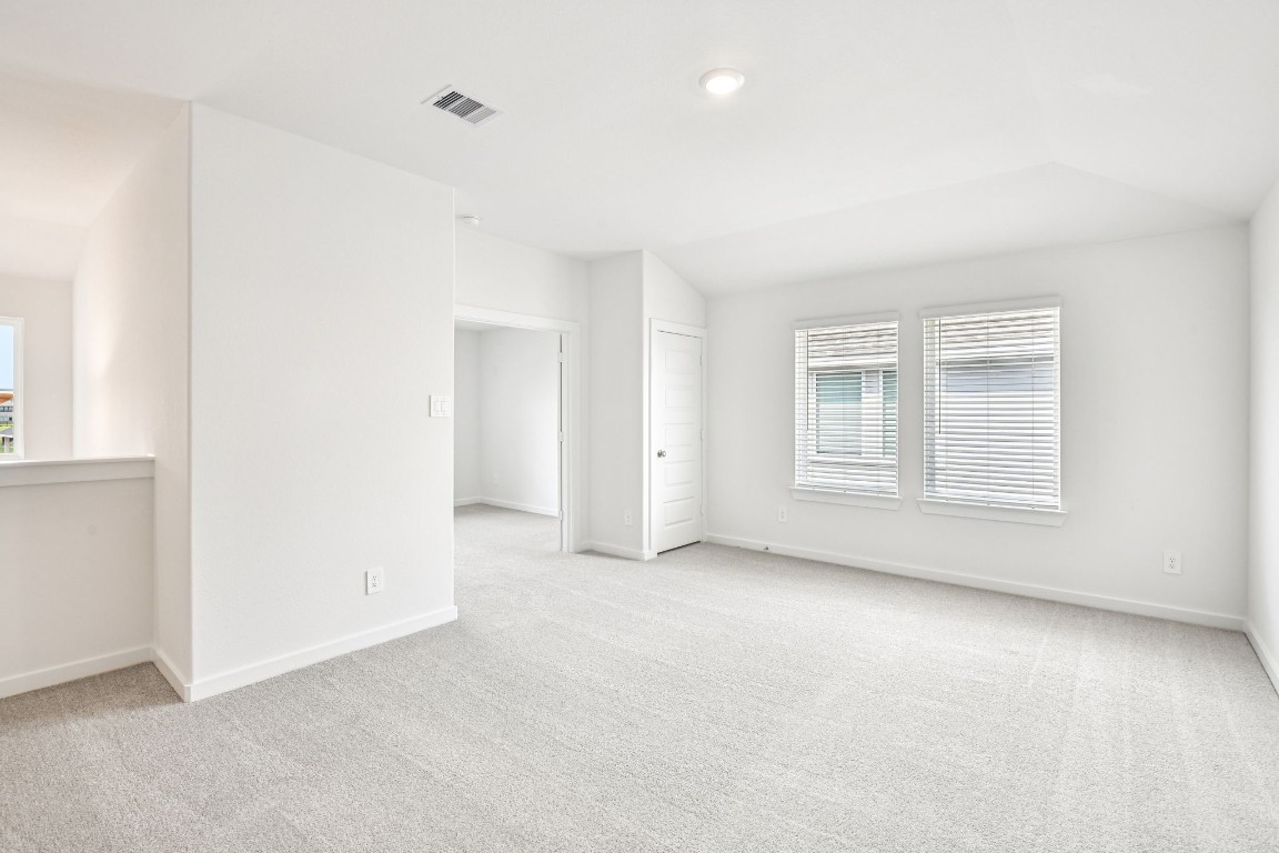 1609 Hopson Ranch Drive Conroe, TX 77301 - Photo 30 of 48 Photo is not of the actual home, but is an inspirational photo of builder’s model home and may depict options, furnishings, and/or decorator features that are not included