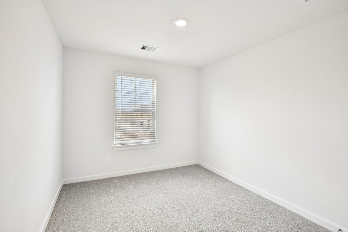 1609 Hopson Ranch Drive Conroe, TX 77301 - Photo 38 of 48 Photo is not of the actual home, but is an inspirational photo of builder’s model home and may depict options, furnishings, and/or decorator features that are not included