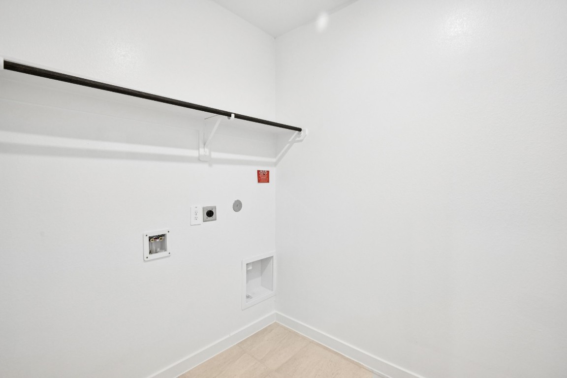 1609 Hopson Ranch Drive Conroe, TX 77301 - Photo 42 of 48 Photo is not of the actual home, but is an inspirational photo of builder’s model home and may depict options, furnishings, and/or decorator features that are not included