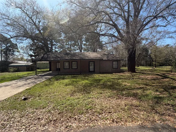 $149,999 | 221 Yellowstone, Livingston, TX 77351
