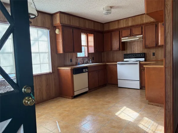 $149,999 | 221 Yellowstone, Livingston, TX 77351