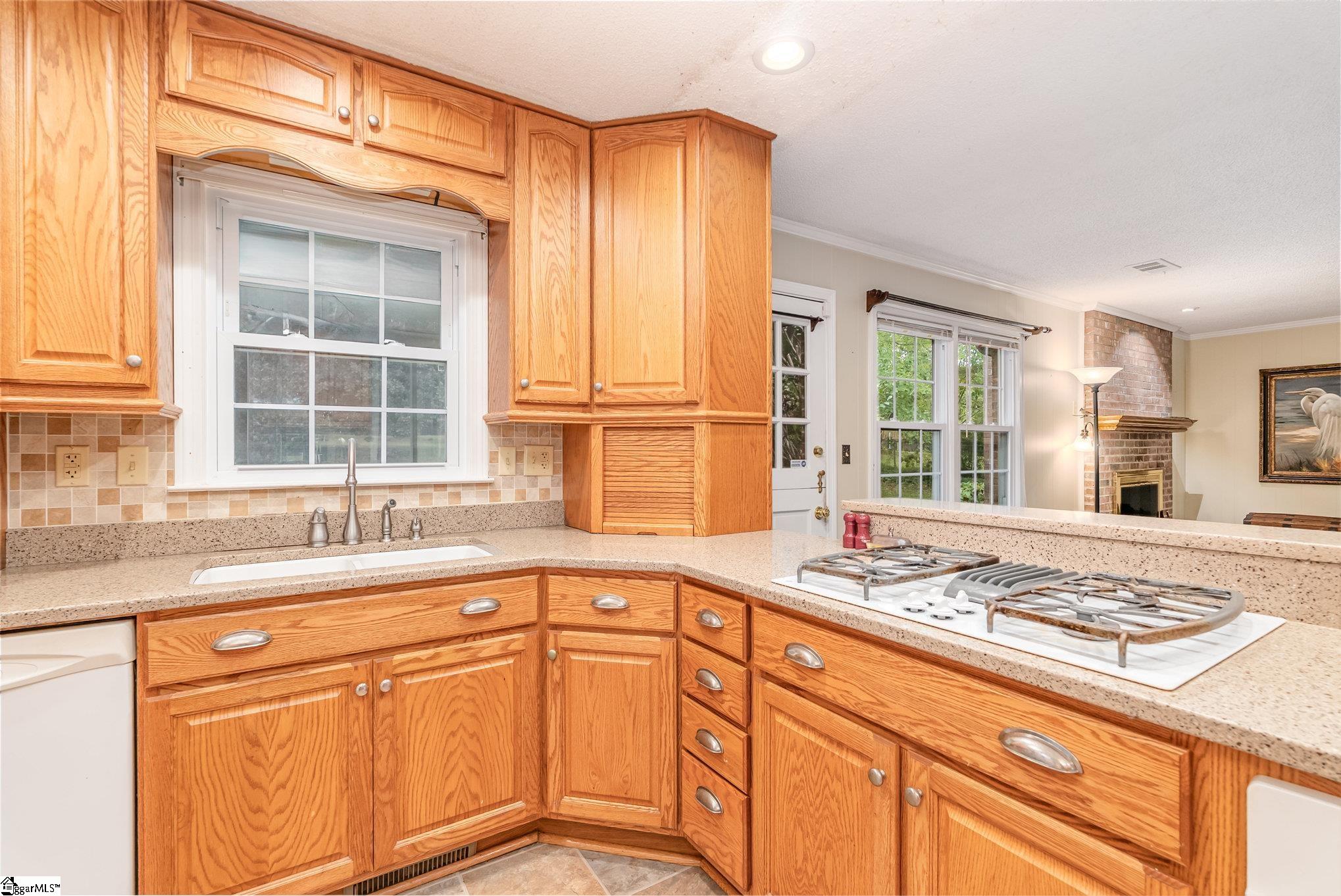 120 Elmhurst Road Greenville, SC 29611 - Photo 12 of 41 Gallery Image 12