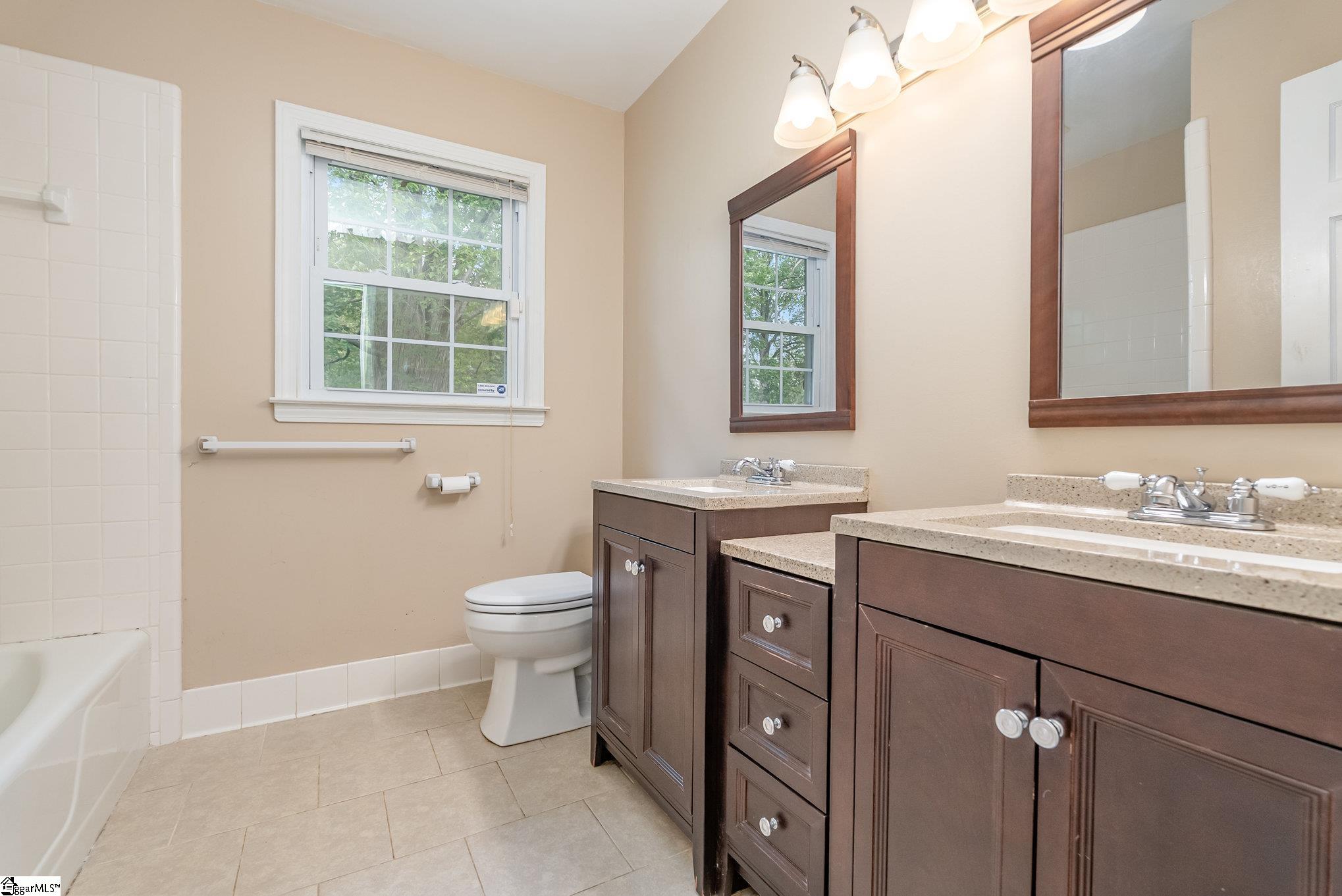 120 Elmhurst Road Greenville, SC 29611 - Photo 20 of 41 Gallery Image 20