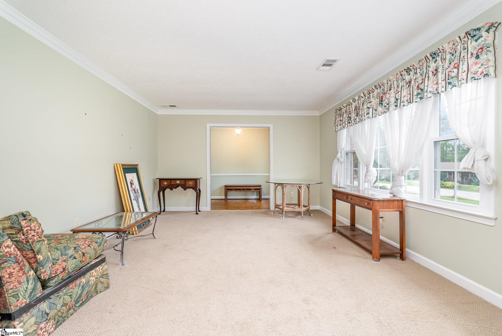120 Elmhurst Road Greenville, SC 29611 - Photo 8 of 41 Gallery Image 8