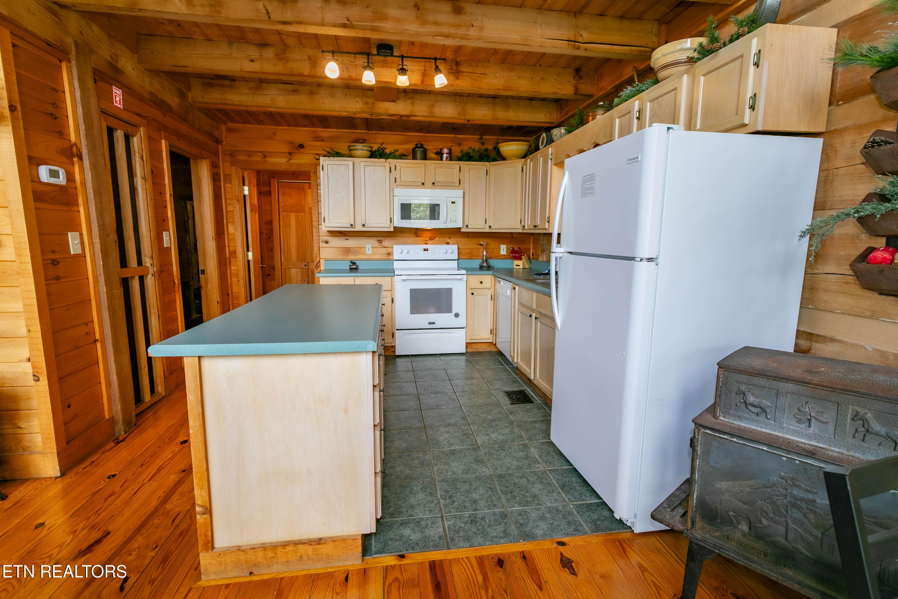 3059 Perry Circle Road Sevierville, TN 37862 - Photo 19 of 56 2B4A8991