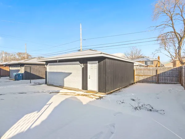 $250,000 | 273 Cornell Avenue, Calumet City, IL 60409