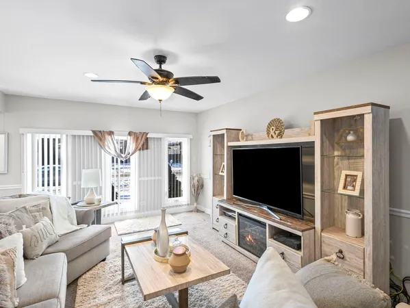 $250,000 | 273 Cornell Avenue, Calumet City, IL 60409
